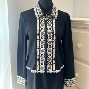 St. John crystal embellished knit jacket gold heart heart flower detail size 4